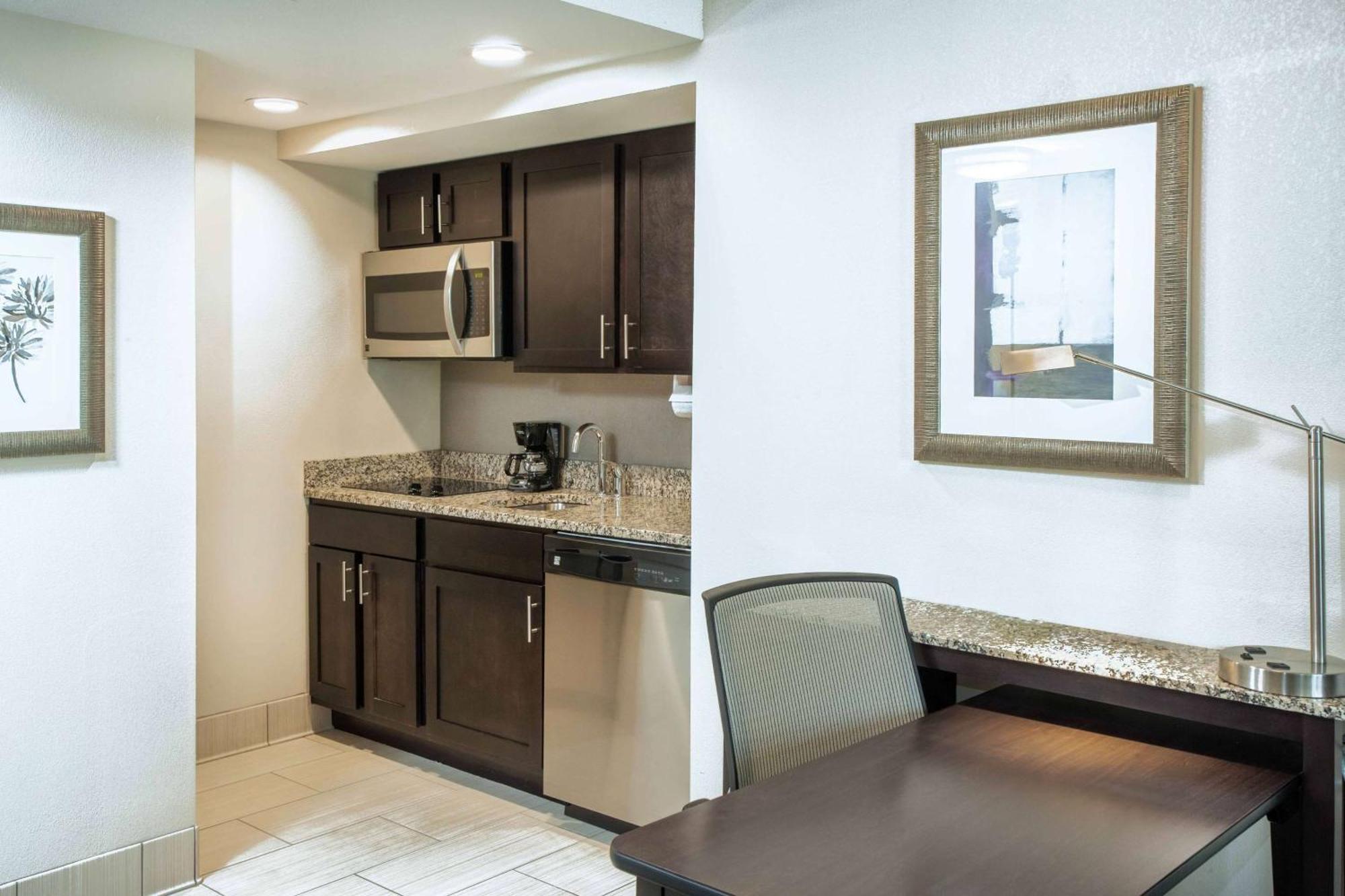 Homewood Suites By Hilton Munster Exterior photo